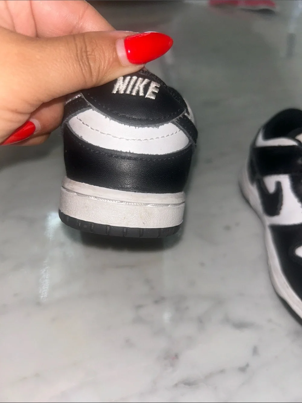 Nike Kids Black and White Panda Low-Top Sneakers Sz 7C